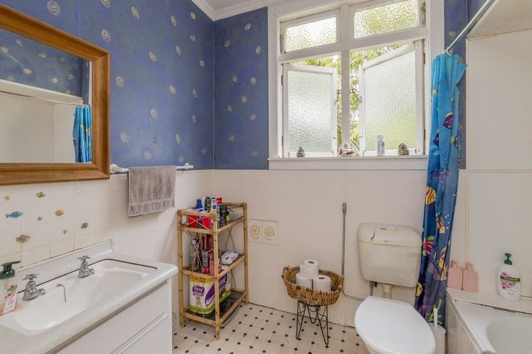 Photo of property in 27 Salisbury Street, Levin, 5510