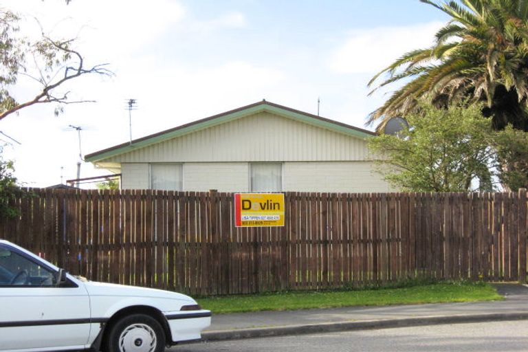 Photo of property in 3 Collingwood Place, Rangiora, 7400