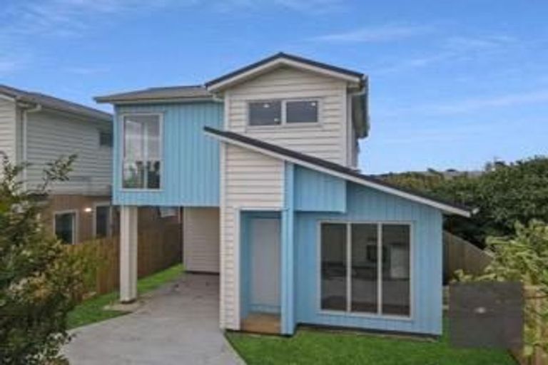 Photo of property in 305f Porchester Road, Takanini, 2112