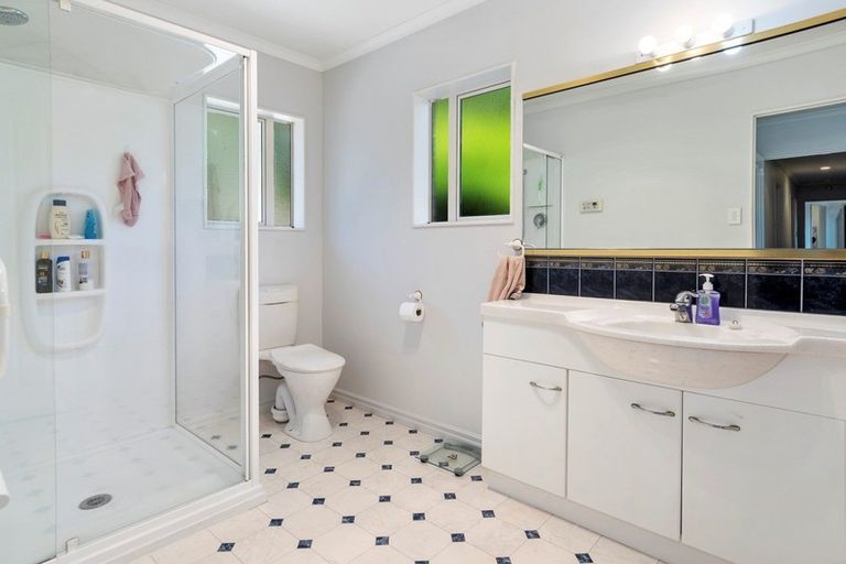 Photo of property in 15 Sterling Gate Drive, Bethlehem, Tauranga, 3110