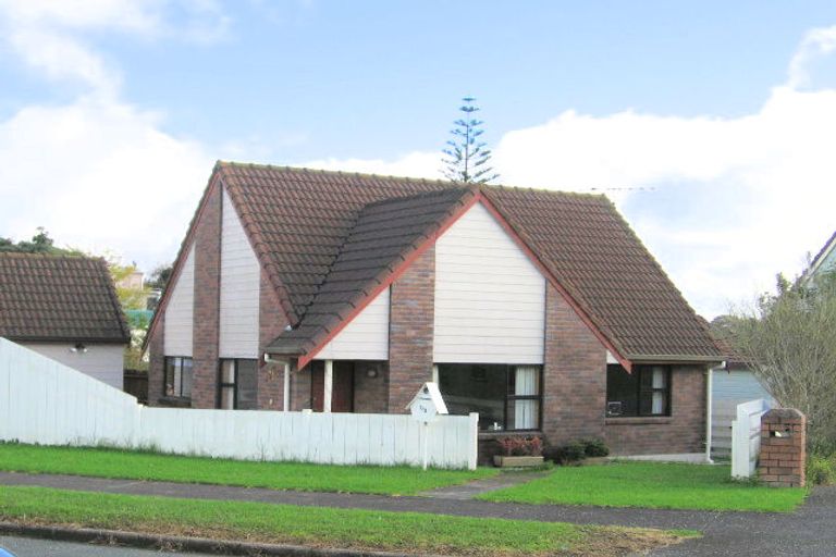 Photo of property in 3/3 Gilshennan Valley, Red Beach, 0932