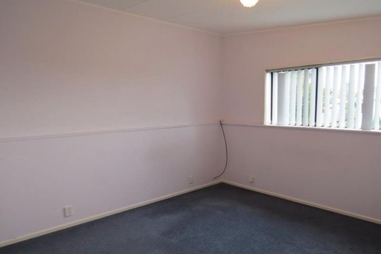 Photo of property in 35 Young Street, New Plymouth, 4310