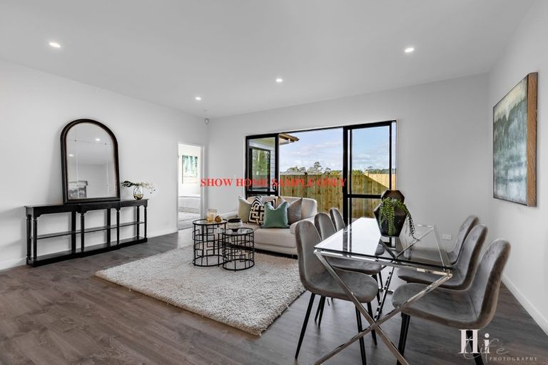 Photo of property in 3 Moemoea Avenue, Kumeu, 0810