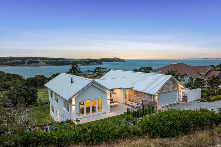 Photo of property in 30 Pacific Cliffs Drive, Gulf Harbour, Whangaparaoa, 0930