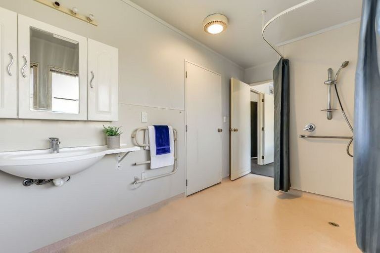 Photo of property in 10 Longford Court, Forest Lake, Hamilton, 3200