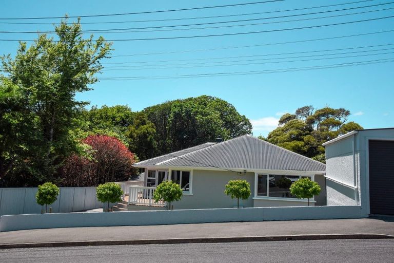 Photo of property in 5 Barton Street, Strandon, New Plymouth, 4312