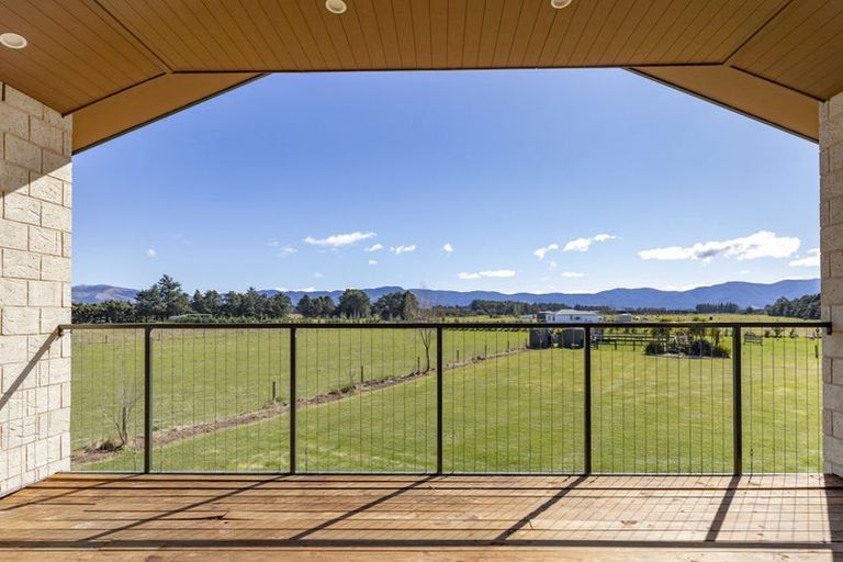 Photo of property in 120 Glews Road, Cust, Rangiora, 7471