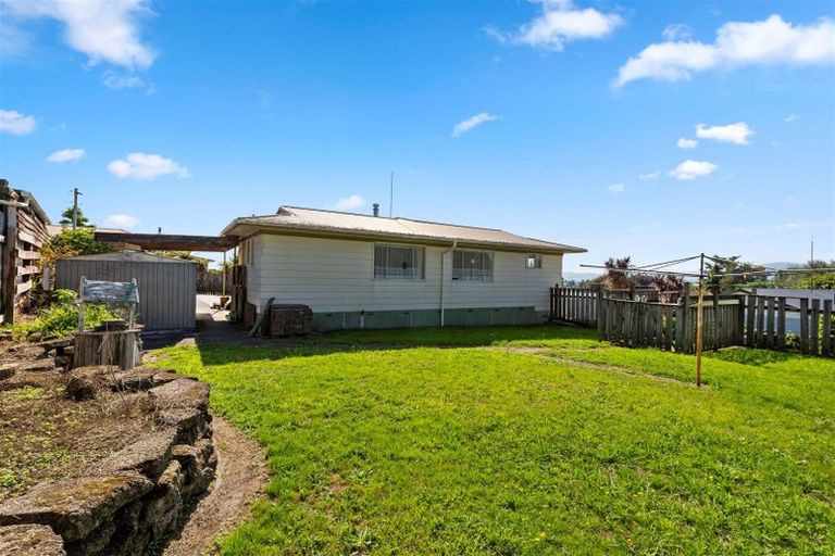 Photo of property in 4 Hawk Place, Selwyn Heights, Rotorua, 3015