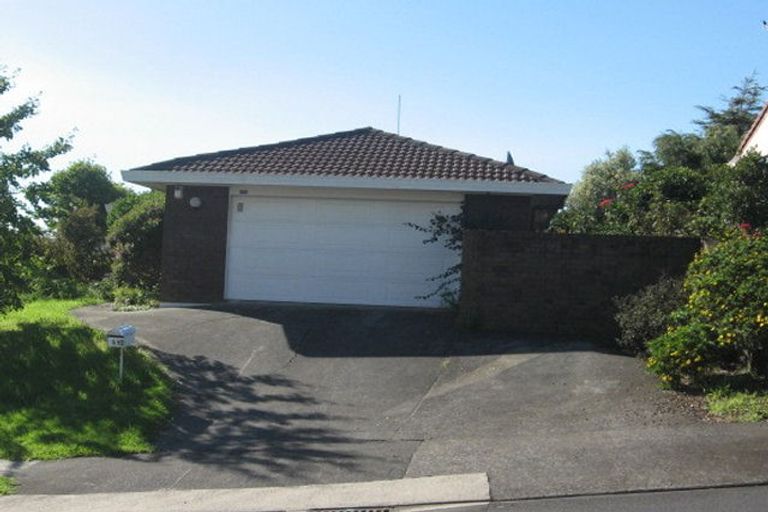 Photo of property in 67 Dalwhinnie Parade, Highland Park, Auckland, 2010