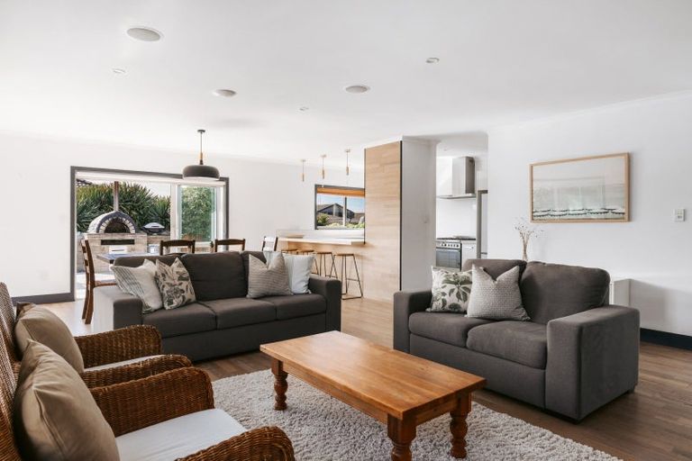 Photo of property in 2/203 Oceanbeach Road, Mount Maunganui, 3116