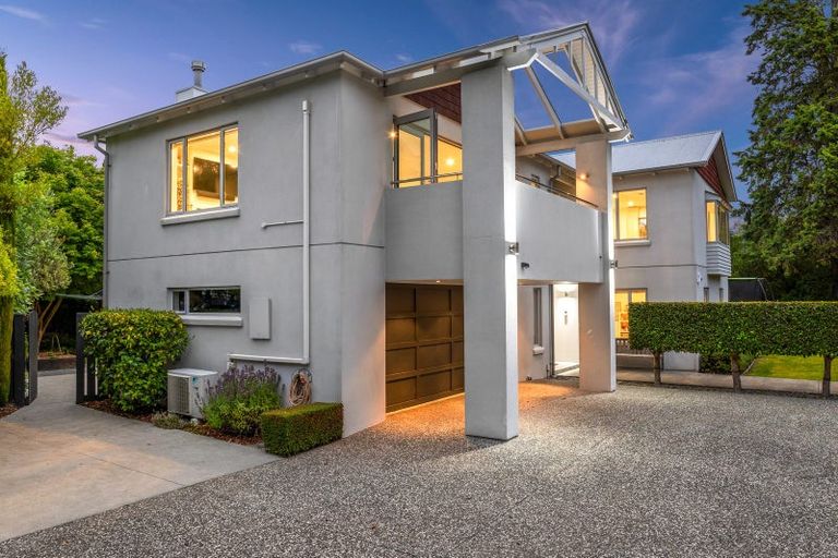 Photo of property in 61a Cashmere Road, Cashmere, Christchurch, 8022