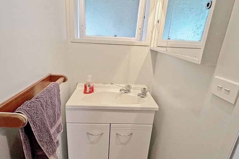 Photo of property in 49 Thomas Place, Foxton Beach, Foxton, 4815