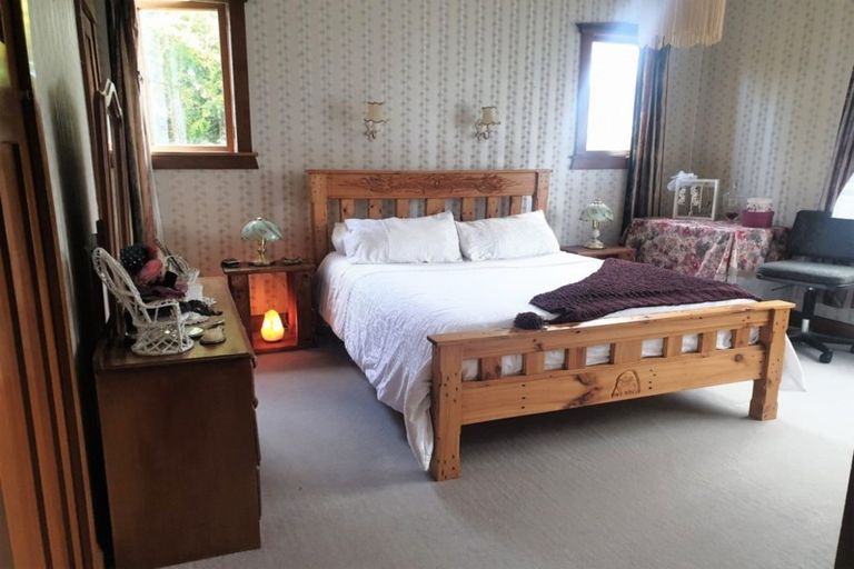 Photo of property in 2 King Street, Dannevirke, 4930