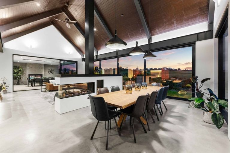 Photo of property in 104 Stoneridge Terrace, Whitford, Manurewa, 2576