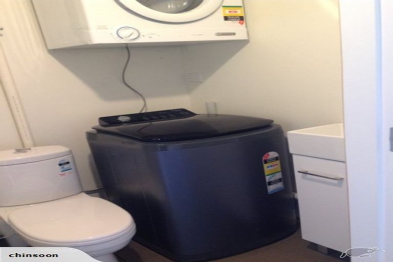 Photo of property in 1-7 Sheridan Terrace, Johnsonville, Wellington, 6037