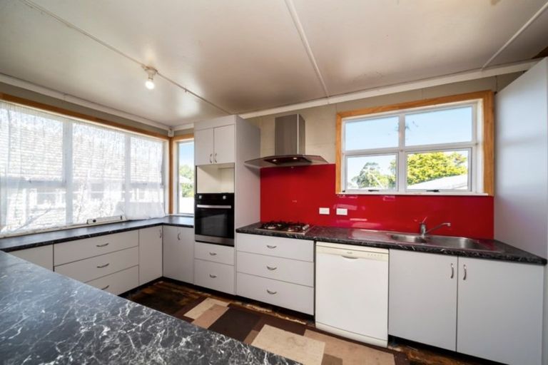 Photo of property in 57 Fairfield Road, Hawera, 4610