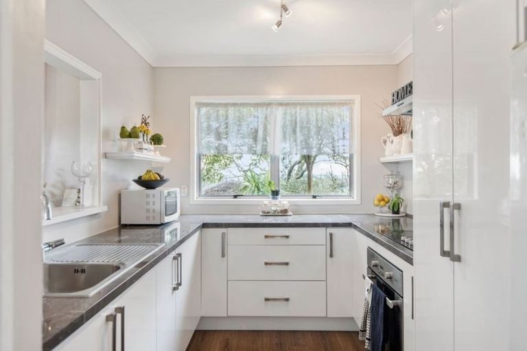 Photo of property in 2/195 Metcalfe Road, Ranui, Auckland, 0612