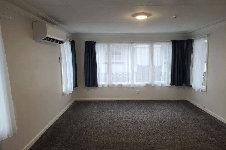 Photo of property in 272 Conyers Street, Strathern, Invercargill, 9812