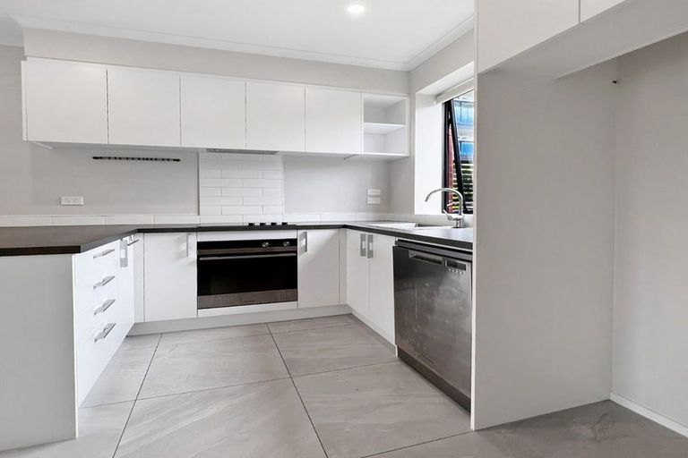 Photo of property in 91c Hobsonville Point Road, Hobsonville, Auckland, 0616