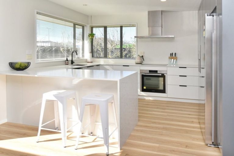 Photo of property in 10a Puhara Avenue, Parklands, Christchurch, 8083