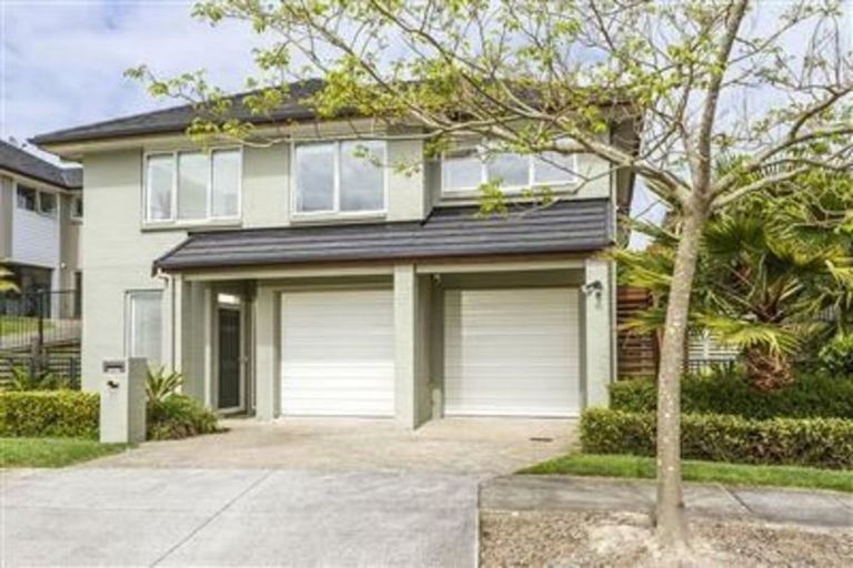 Photo of property in 27 Mural Place, Greenhithe, Auckland, 0632