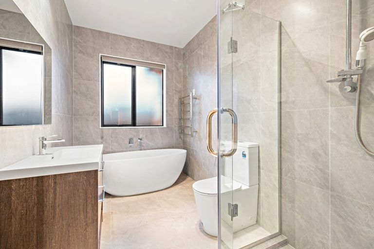 Photo of property in 7 Calder Crescent, Pokeno, 2402