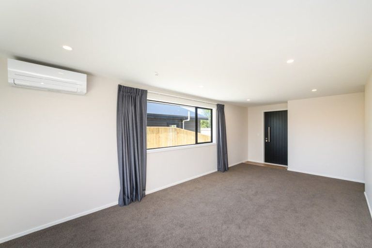 Photo of property in 68/2a Hedges Street, Sanson, 4817