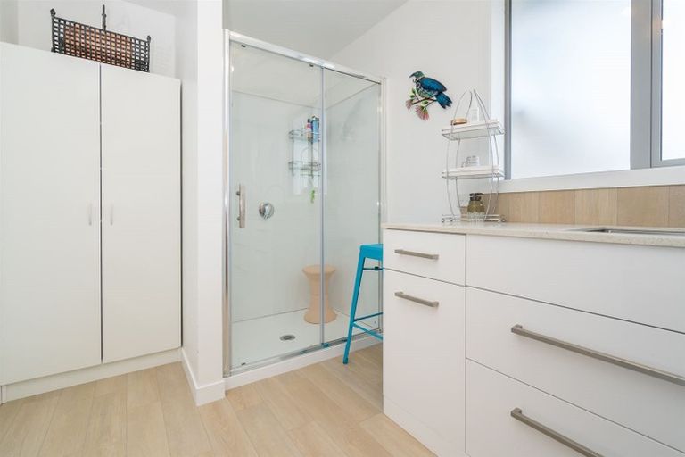 Photo of property in 5 Duthie Street, Milton, 9220