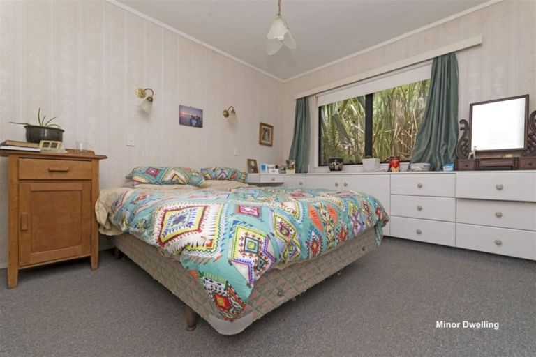 Photo of property in 214 Motutara Road, Muriwai, Waimauku, 0881