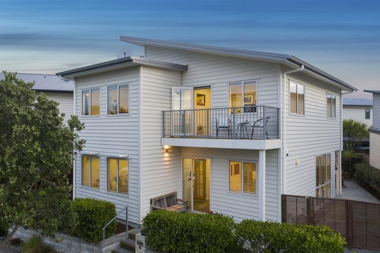 Photo of property in 12 Toheroa Street, Hobsonville, Auckland, 0616