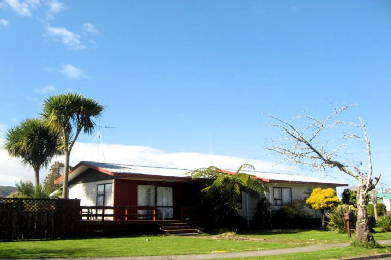 Photo of property in 2 Romana Place, Whakatane, 3120