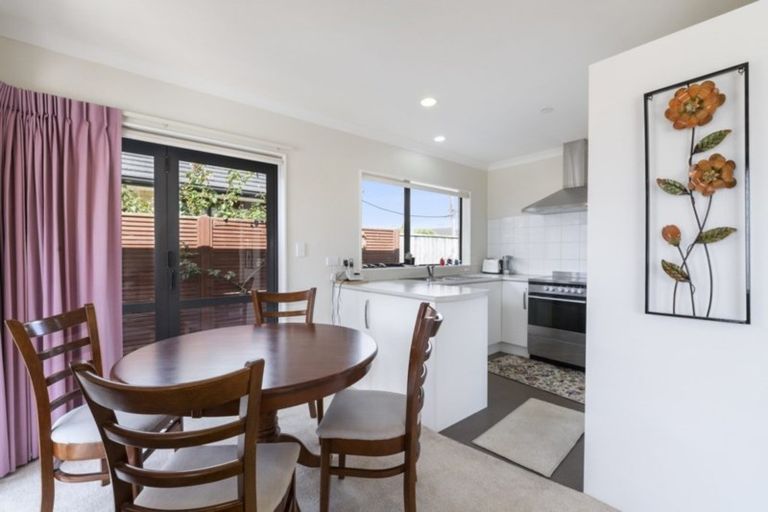 Photo of property in 20 Ian Peter Way, Otaki, 5512