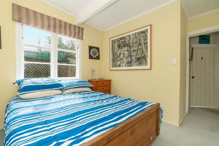 Photo of property in 71 Rua Avenue, Waitarere Beach, Levin, 5510