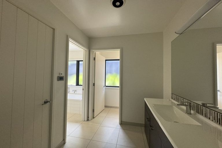 Photo of property in 8 Harris Drive, Silverdale, 0932