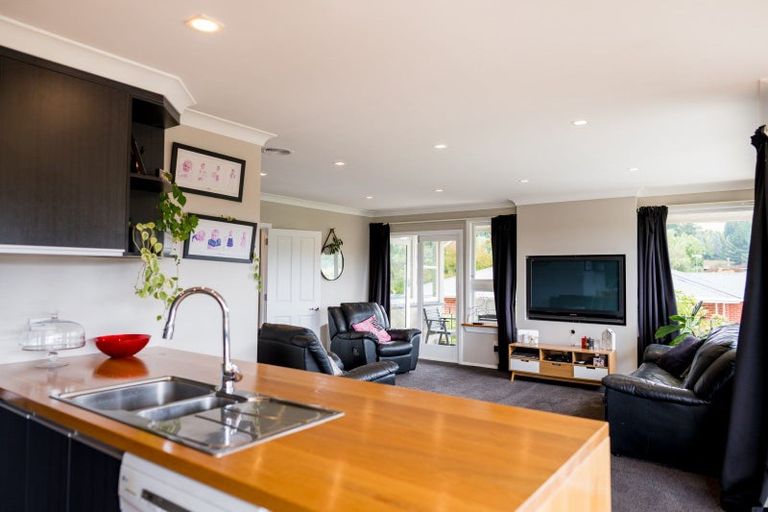 Photo of property in 21 Flower Street, Fairfield, Dunedin, 9018