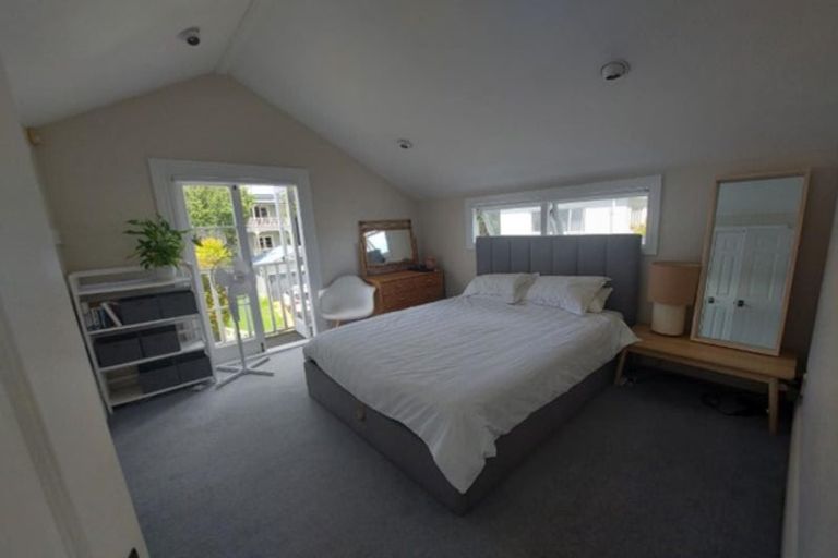 Photo of property in 5/14-26 Beach Road, Northcote Point, Auckland, 0627