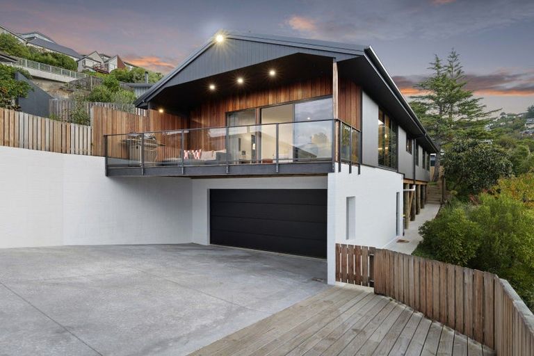 Photo of property in 32 Soleares Avenue, Mount Pleasant, Christchurch, 8081