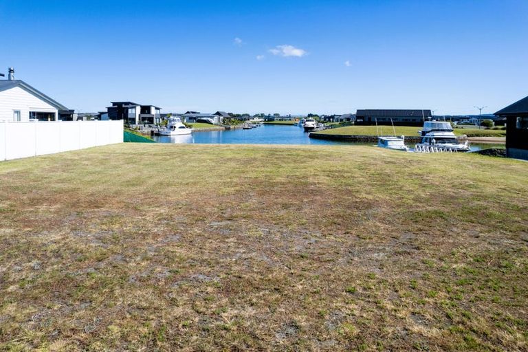 Photo of property in 63 Stace Hopper Drive, One Tree Point, 0118