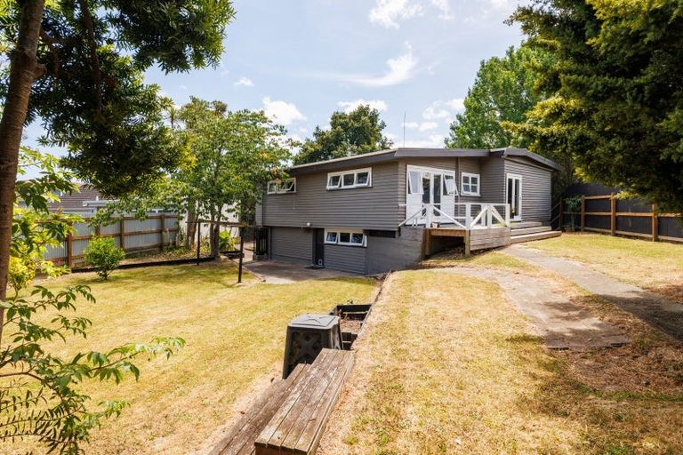 Photo of property in 12 Kent Crescent, Awapuni, Palmerston North, 4412