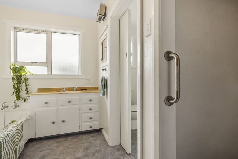 Photo of property in 25 Thames Street, Mosgiel, 9024