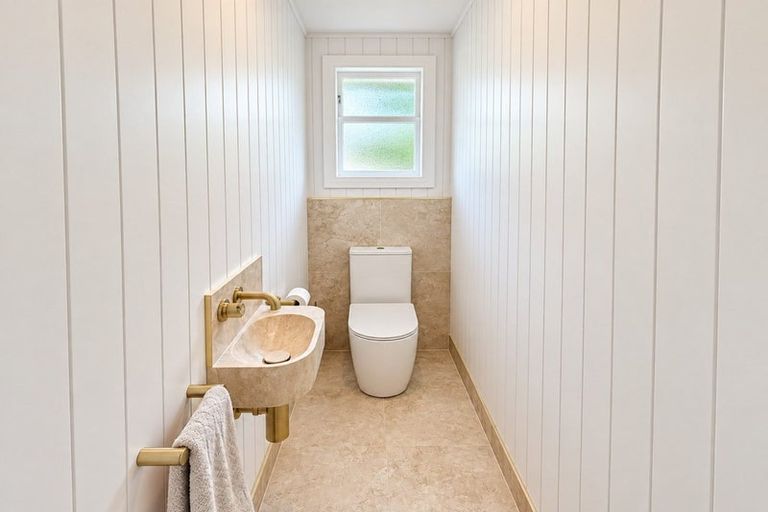Photo of property in 35 Springbank Street, Bryndwr, Christchurch, 8053