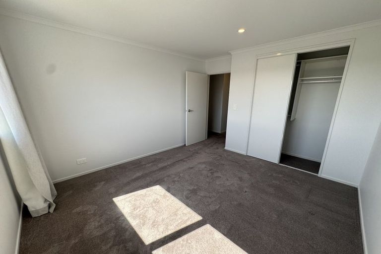 Photo of property in 20 Gilbert Hall Way, Swanson, Auckland, 0614