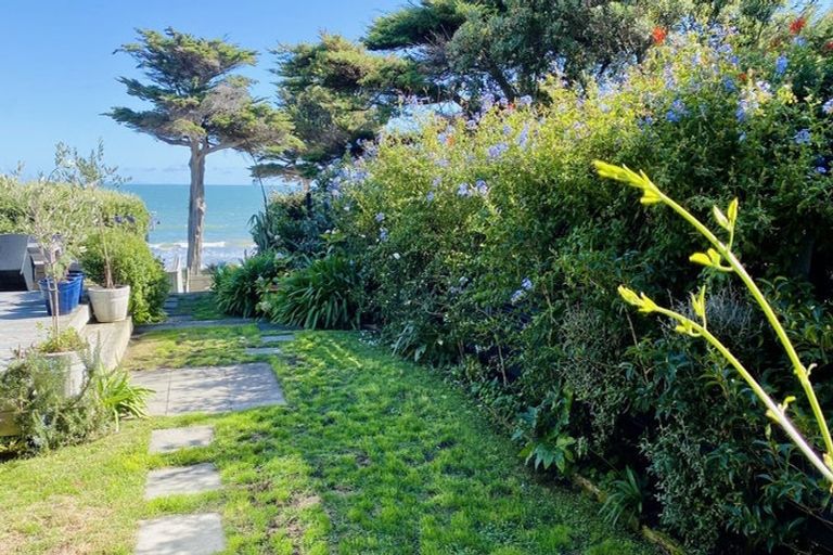 Photo of property in 299 Rosetta Road, Raumati Beach, Paraparaumu, 5032