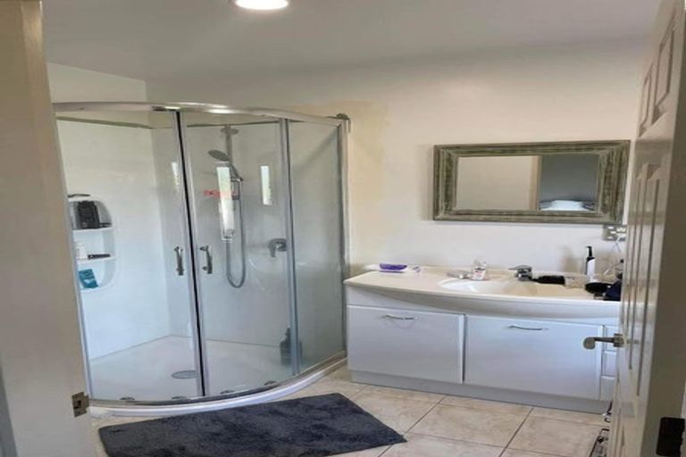 Photo of property in 15 Burma Road, Khandallah, Wellington, 6035