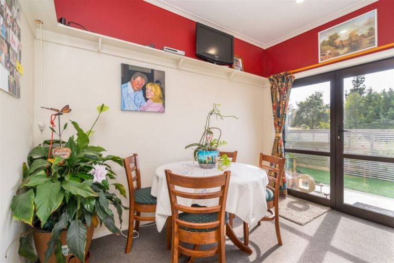 Photo of property in 47 Barnes Drive, Caversham, Dunedin, 9011