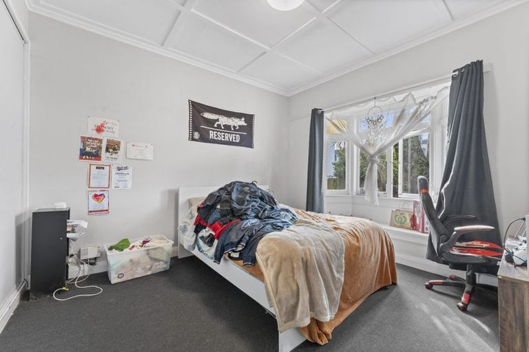 Photo of property in 4050 Great North Road, Glen Eden, Auckland, 0602