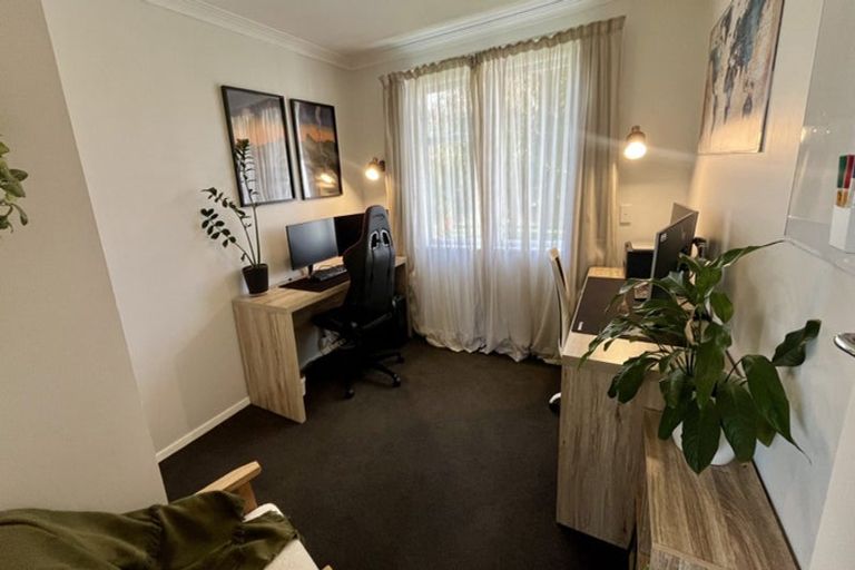 Photo of property in 72 Hikurangi Street, Trentham, Upper Hutt, 5018