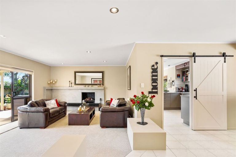 Photo of property in 38 Frank Evans Place, Henderson, Auckland, 0610