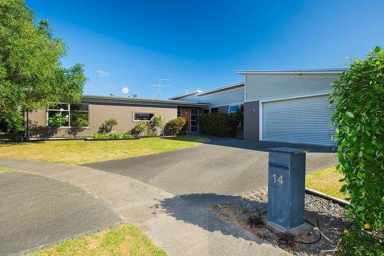 Photo of property in 14 Roger Street, Lytton West, Gisborne, 4010