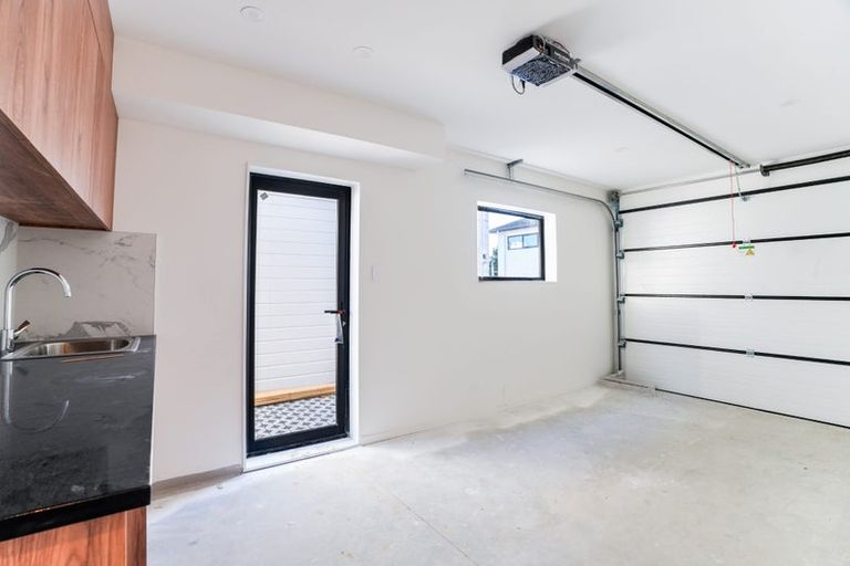 Photo of property in 145 Pooks Road, Ranui, Auckland, 0612